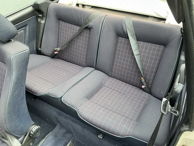 1980 volkswagen golf 1 cabrio met waardeverslag! - afbeelding 13 van  45