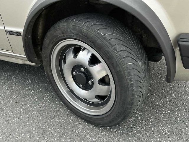 1980 volkswagen golf 1 cabrio met waardeverslag! - afbeelding 18 van  45