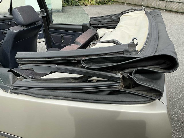 1980 volkswagen golf 1 cabrio met waardeverslag! - afbeelding 22 van  45