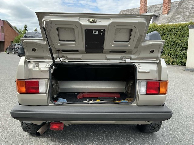 1980 volkswagen golf 1 cabrio met waardeverslag! - afbeelding 33 van  45