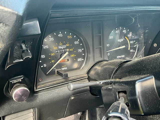 1981 chevrolet corvette oldtimer - afbeelding 16 van  54