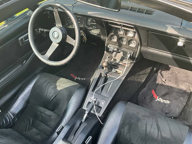 1981 chevrolet corvette oldtimer - afbeelding 37 van  54