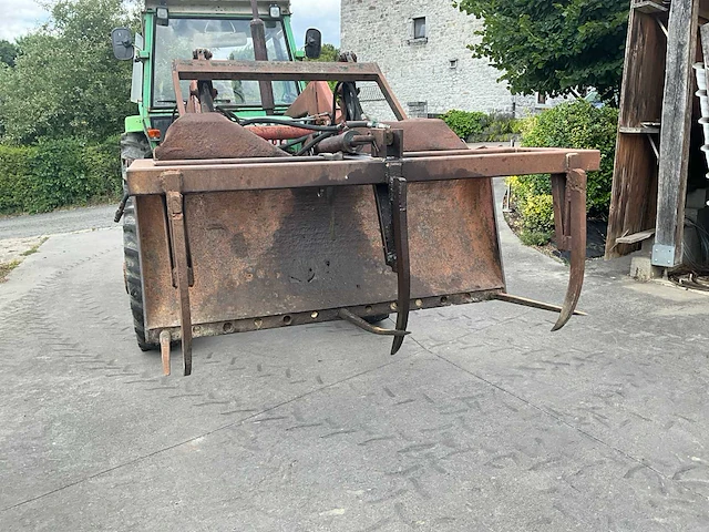 1981 deutz d6807a 4wd landbouwtractor - afbeelding 7 van  35