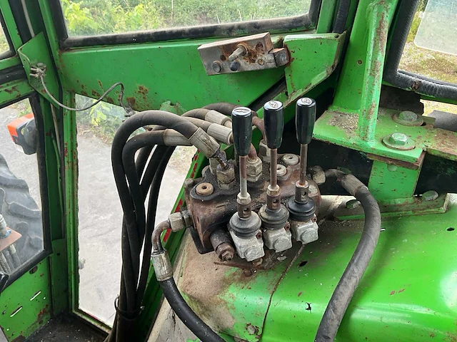 1981 deutz d6807a 4wd landbouwtractor - afbeelding 20 van  35