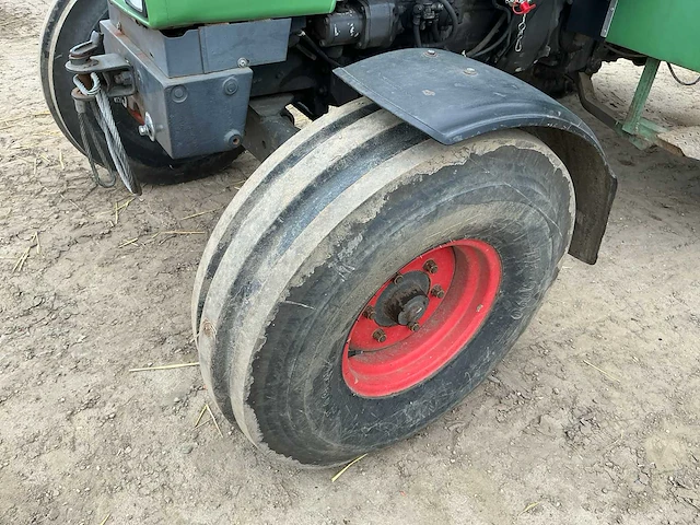 1981 fendt 105s turbomatic tweewielaangedreven landbouwtractor - afbeelding 2 van  31