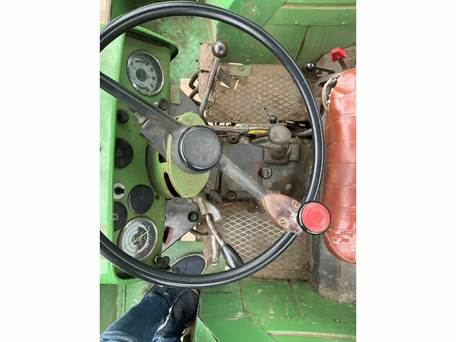 1981 fendt 105s turbomatic tweewielaangedreven landbouwtractor - afbeelding 14 van  31