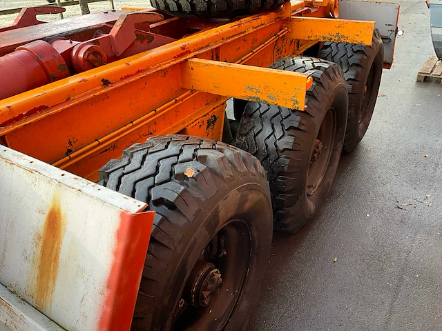 1981 fruehauf containerhaak aanhanger - afbeelding 24 van  25