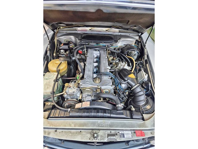 1981 mercedes benz slc 280 oldtimer - 122.000km - afbeelding 17 van  37