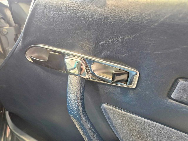 1981 mercedes benz slc 280 oldtimer - 122.000km - afbeelding 18 van  37