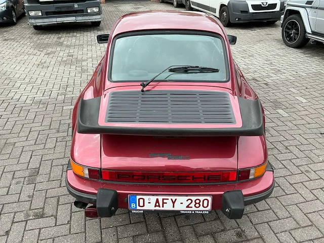 1981 porsche 911 3.0sc oldtimer - matching numbers - afbeelding 28 van  32