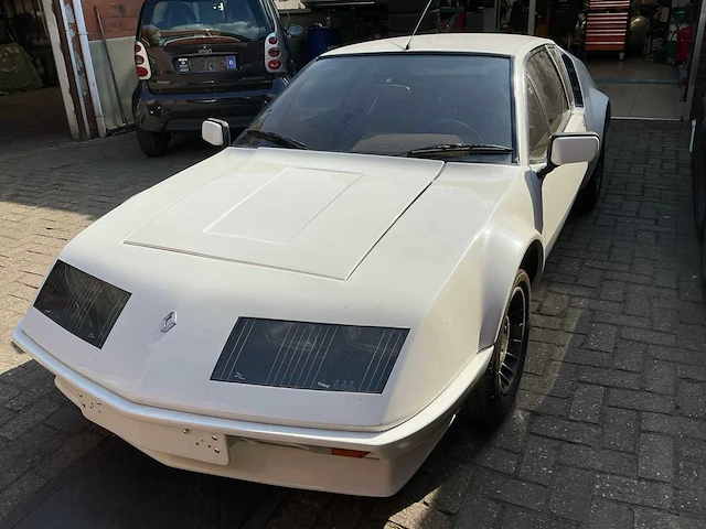 1981 renault centre alpine oldtimer - afbeelding 27 van  30