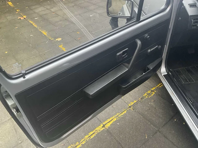 1981 volkswagen golf mk1 gti oldtimer - afbeelding 11 van  46