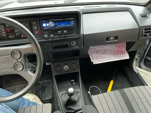 1981 volkswagen golf mk1 gti oldtimer - afbeelding 18 van  46