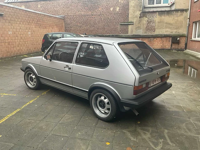 1981 volkswagen golf mk1 gti oldtimer - afbeelding 23 van  46