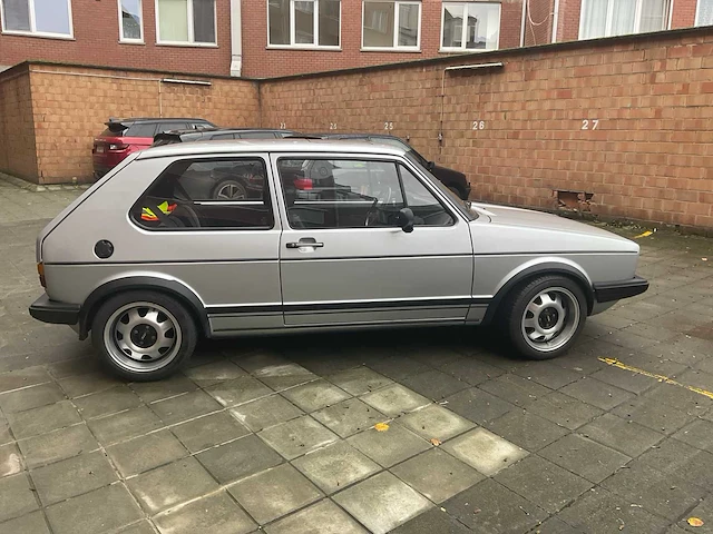 1981 volkswagen golf mk1 gti oldtimer - afbeelding 43 van  46