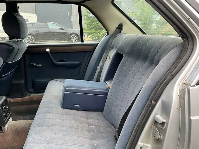 1982 bmw fe 728 oldtimer - afbeelding 18 van  50