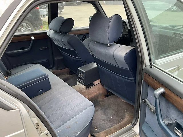1982 bmw fe 728 oldtimer - afbeelding 25 van  50