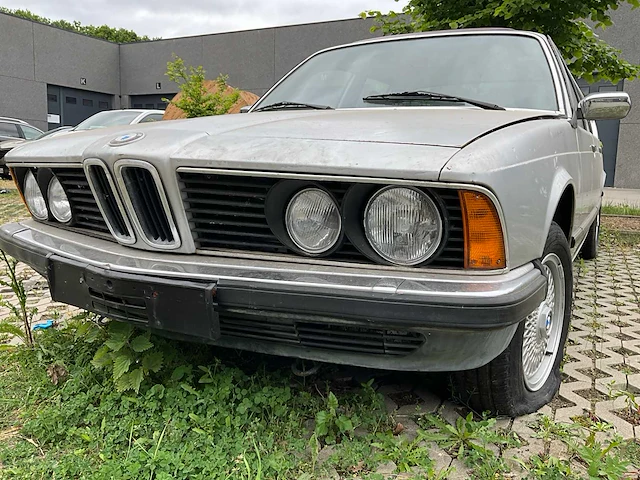 1982 bmw fe 728 oldtimer - afbeelding 43 van  50
