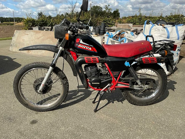 1982 cagiva 125 sxt motorfiets - afbeelding 12 van  29