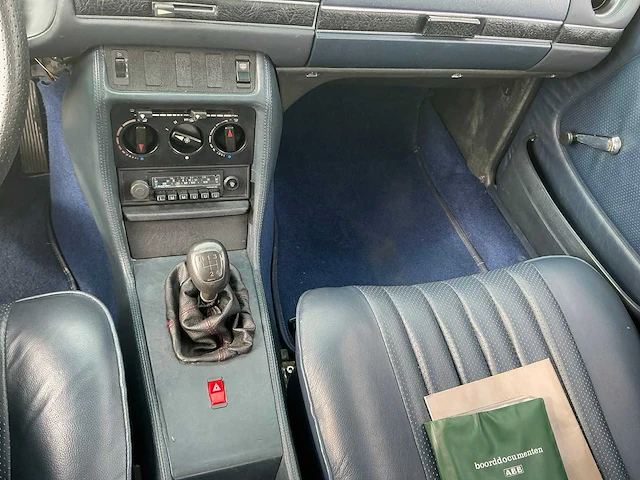 1982 mercedes benz w123 2.0l diesel oldtimer - afbeelding 14 van  68