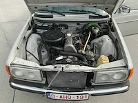 1982 mercedes benz w123 2.0l diesel oldtimer - afbeelding 38 van  68