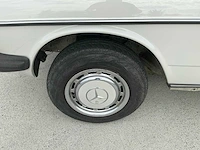 1982 mercedes benz w123 2.0l diesel oldtimer - afbeelding 68 van  68