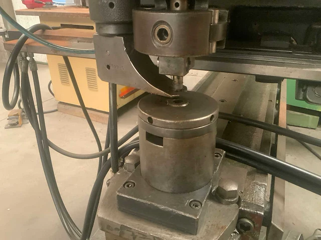 1982 trumpf cn 902 (8260) pons- nibbel en knipmachine - afbeelding 7 van  13