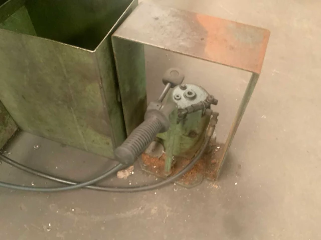 1982 trumpf cn 902 (8260) pons- nibbel en knipmachine - afbeelding 9 van  13