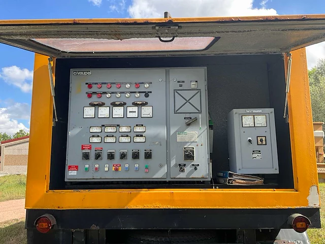 1982 vaupel gsa60/so noodstroomaggregaat op aanhangwagen - afbeelding 21 van  45