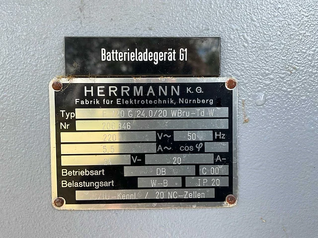 1982 vaupel gsa60/so noodstroomaggregaat op aanhangwagen - afbeelding 24 van  45