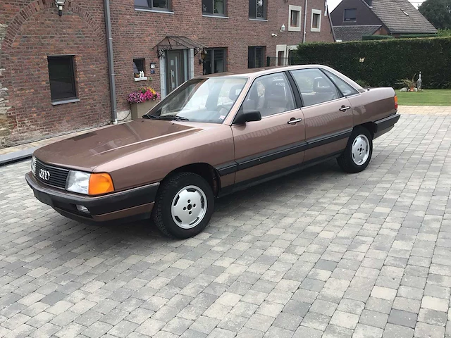 1983 audi 100 oldtimers > 15 - afbeelding 14 van  19
