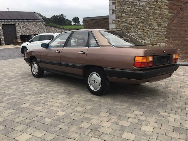 1983 audi 100 oldtimers > 15 - afbeelding 15 van  19