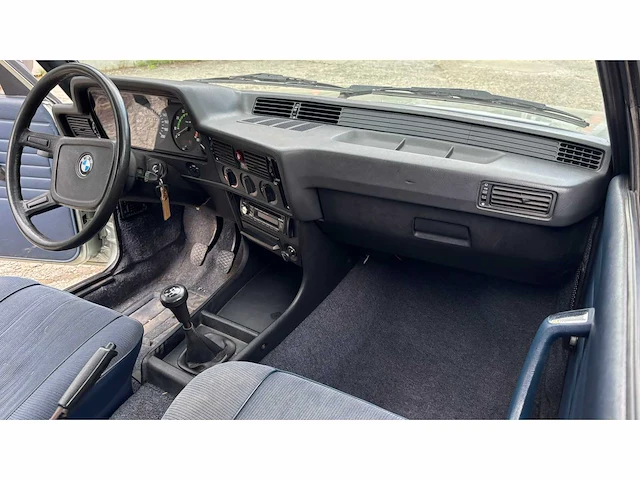 1983 bmw 316 oldtimer - afbeelding 10 van  39