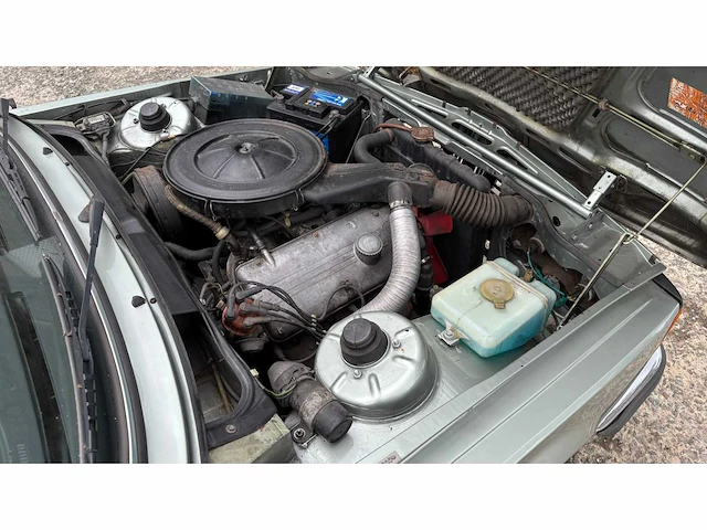 1983 bmw 316 oldtimer - afbeelding 28 van  39