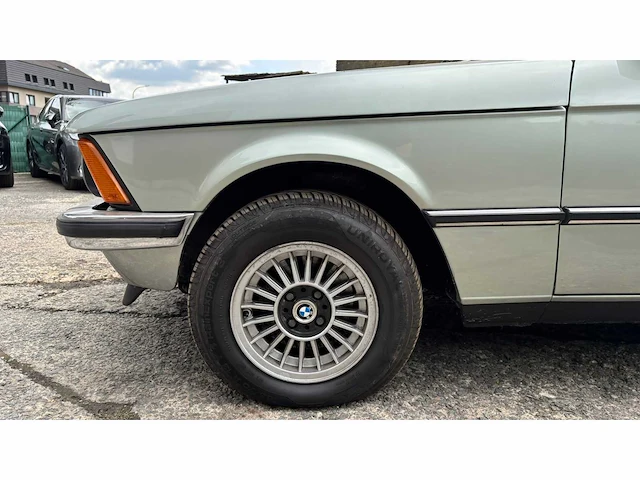 1983 bmw 316 oldtimer - afbeelding 32 van  39