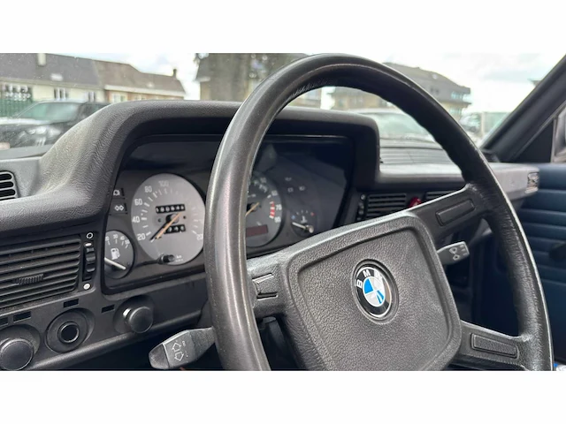 1983 bmw 316 oldtimer - afbeelding 34 van  39