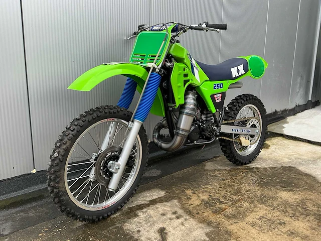 1983 kawasaki kx250 - afbeelding 1 van  13