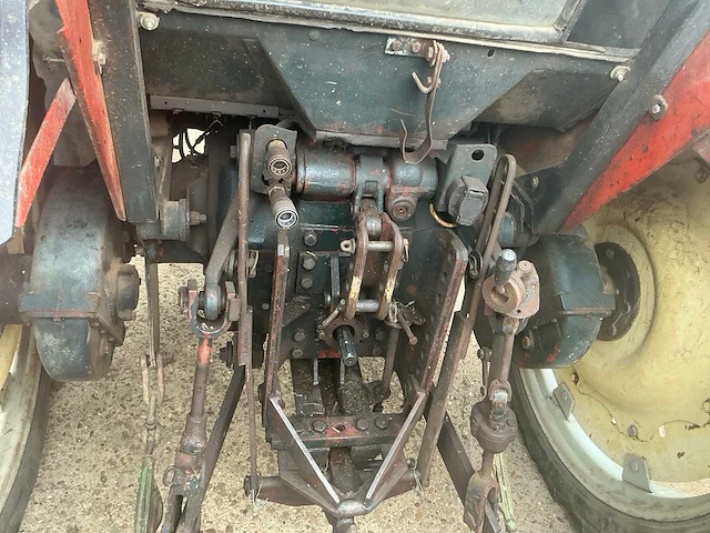 1983 zetor 7011 oldtimer tractor - afbeelding 13 van  17