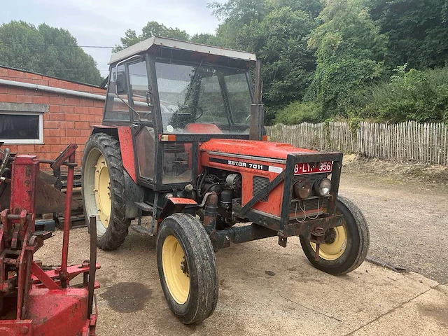 1983 zetor 7011 oldtimer tractor - afbeelding 15 van  17
