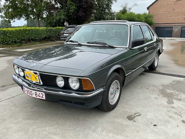 1984 bmw 725 oldtimer - afbeelding 1 van  38