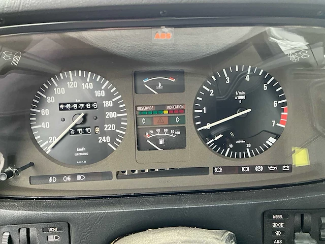 1984 bmw 725 oldtimer - afbeelding 21 van  38