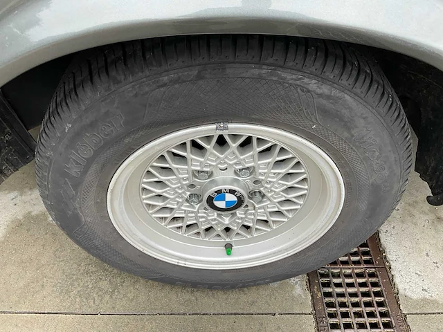 1984 bmw 725 oldtimer - afbeelding 27 van  38