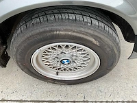 1984 bmw 725 oldtimer - afbeelding 28 van  38