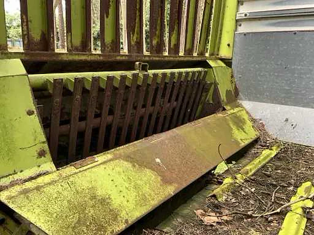 1984 claas s44t opraapwagen - afbeelding 12 van  24