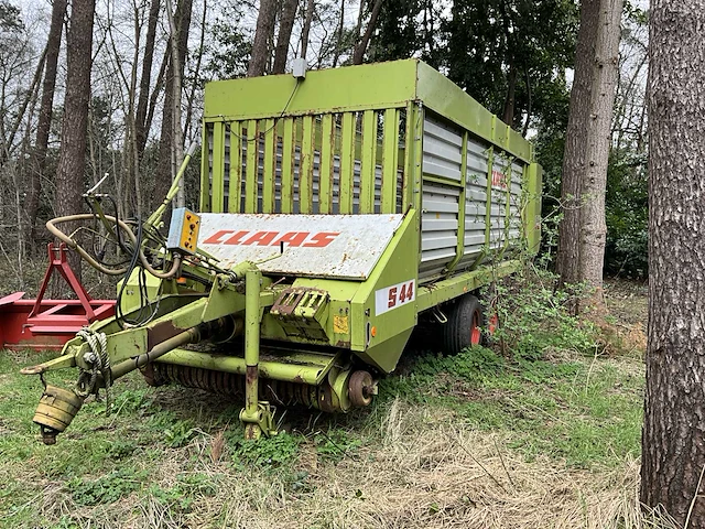 1984 claas s44t opraapwagen - afbeelding 1 van  24