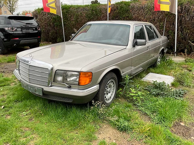 1984 mercedes 280se oldtimer - afbeelding 1 van  22