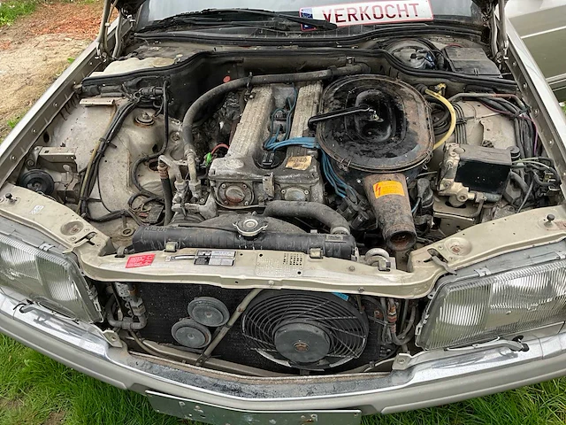 1984 mercedes 280se oldtimer - afbeelding 13 van  22