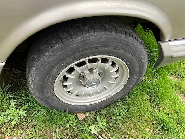 1984 mercedes 280se oldtimer - afbeelding 21 van  22