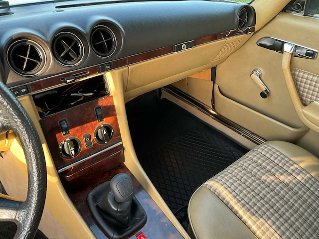 1984 mercedes-benz 280sl - afbeelding 16 van  67