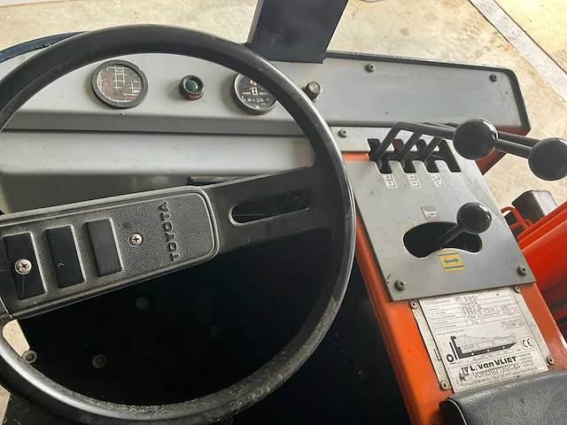 1984 toyota fbre15 vorkheftruck - afbeelding 2 van  12